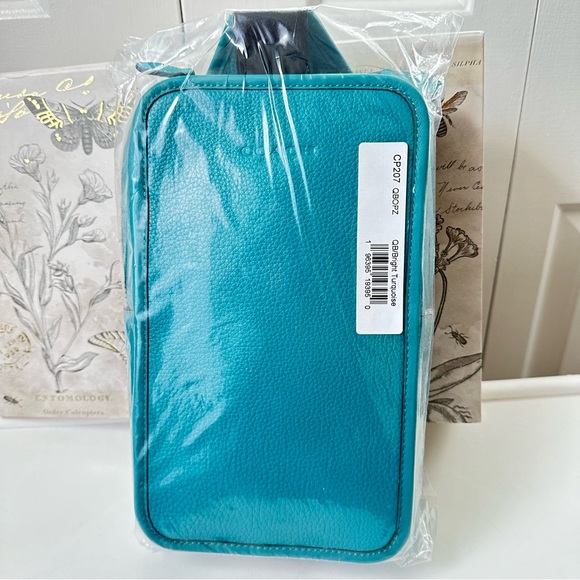 Coach Sullivan Sling Pack In Bright Turquoise Leather Style CP207 - Picture 16 of 16